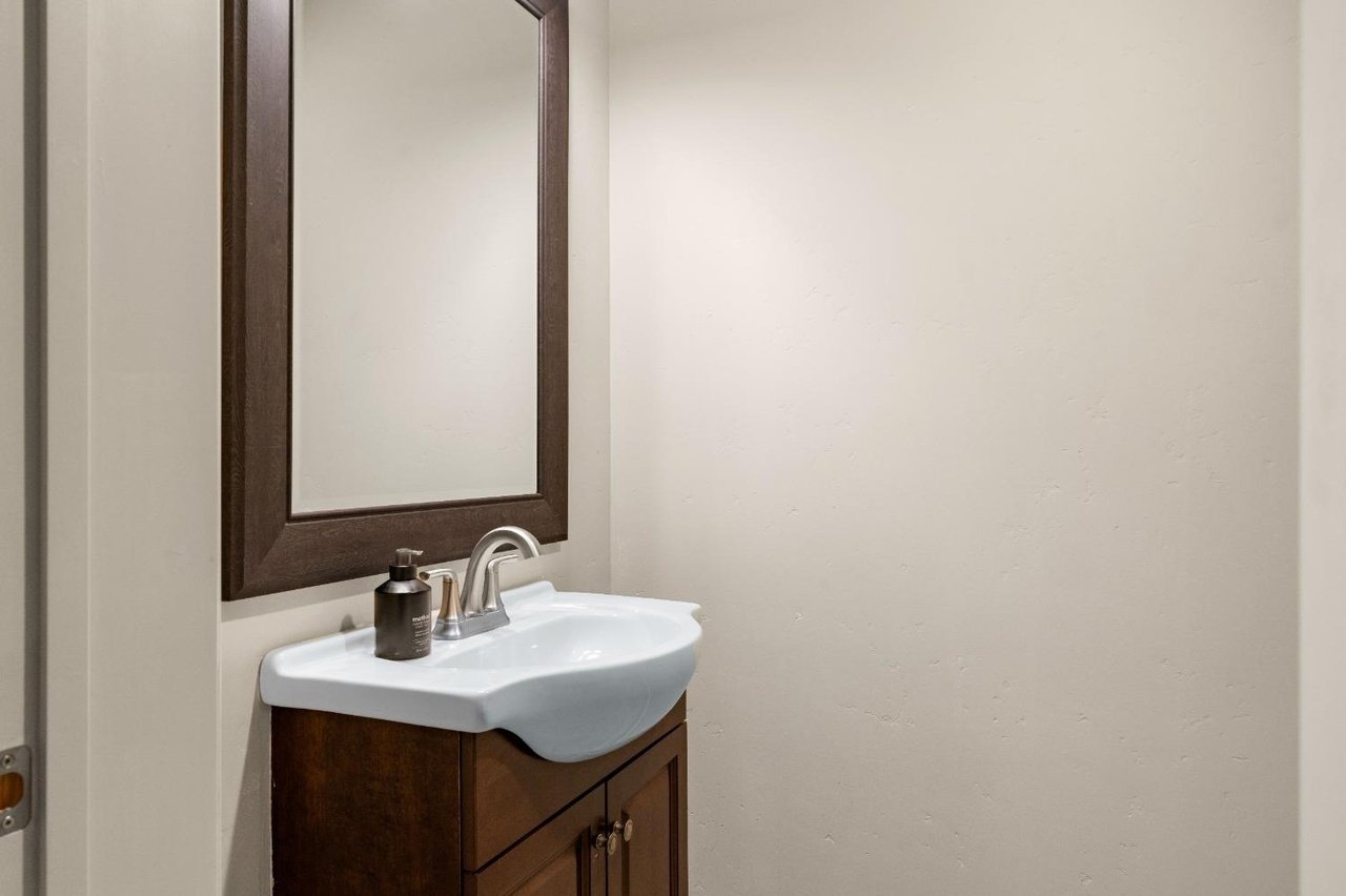3959 Maresborough Pl