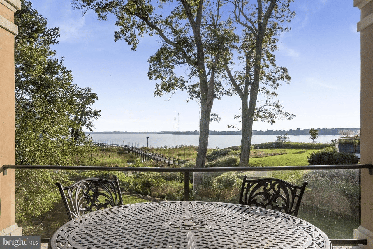 1407A Sharps Point Rd