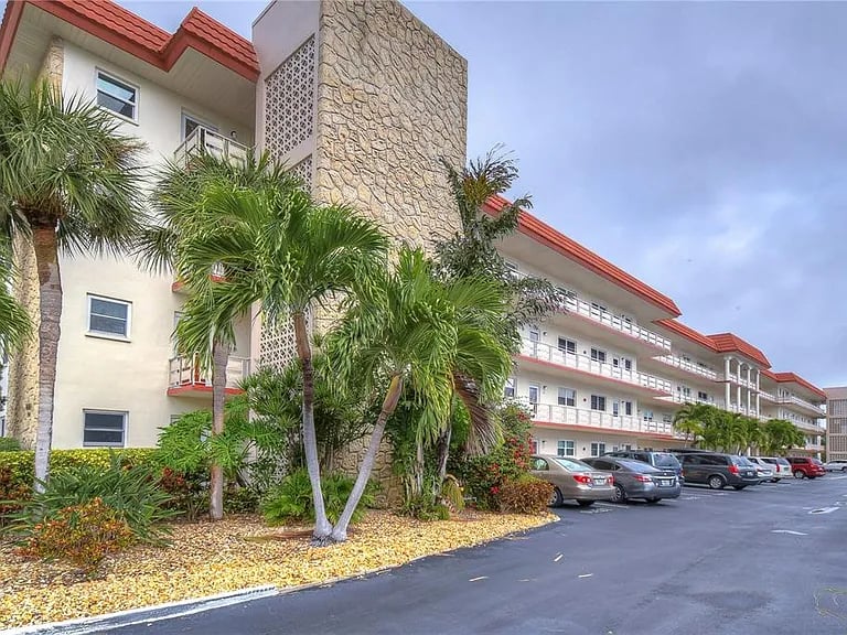 3114 59th St S, #410