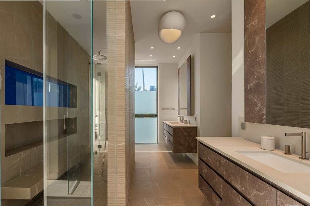 Palisades Beach Rd, 90403