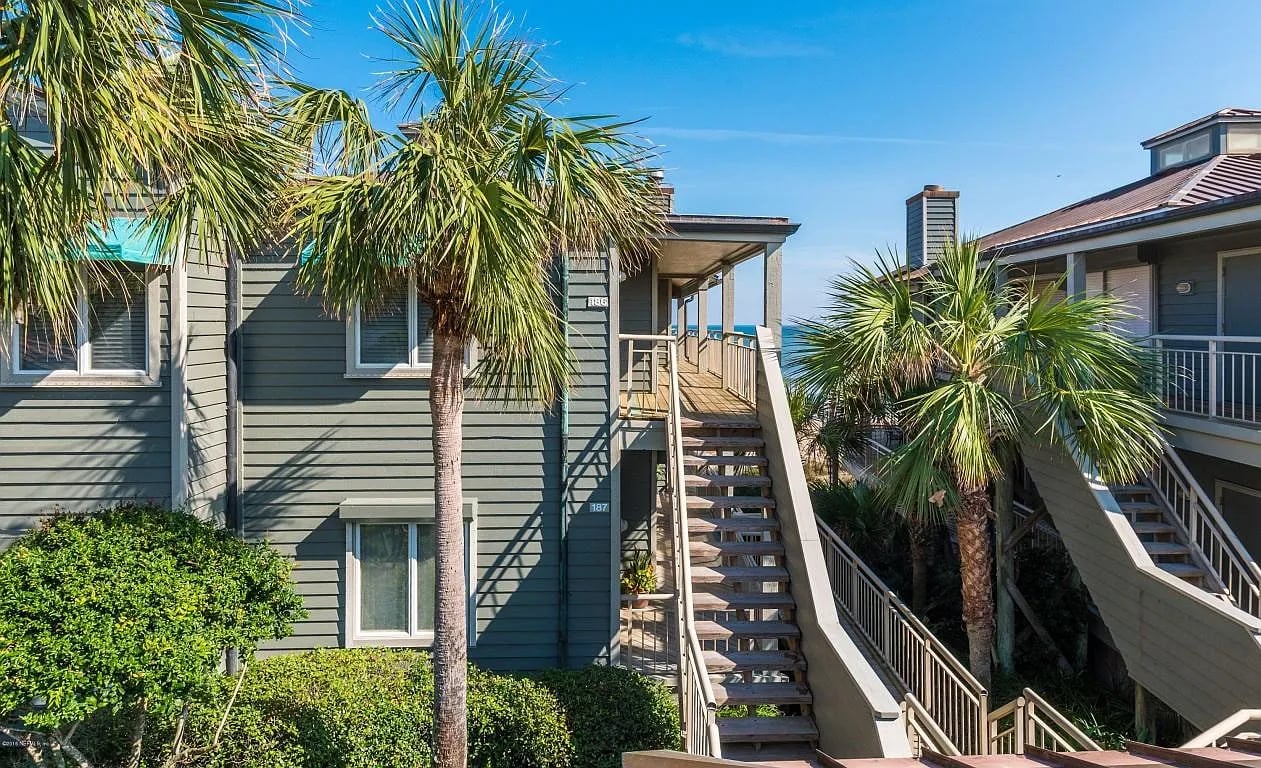 186 Sea Hammock Way
