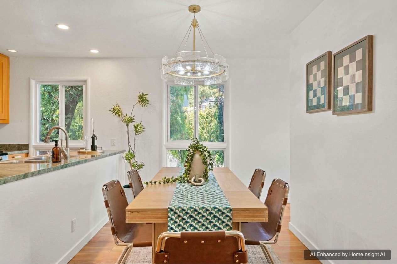 2700-2702 Diamond St