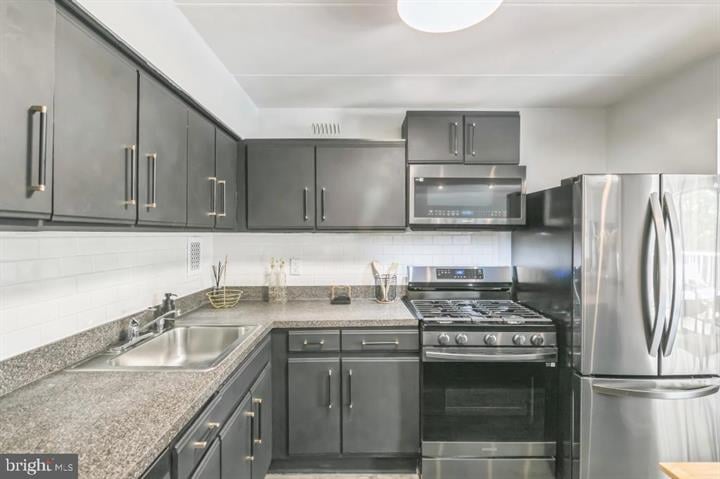 2622 Wagon Dr #319