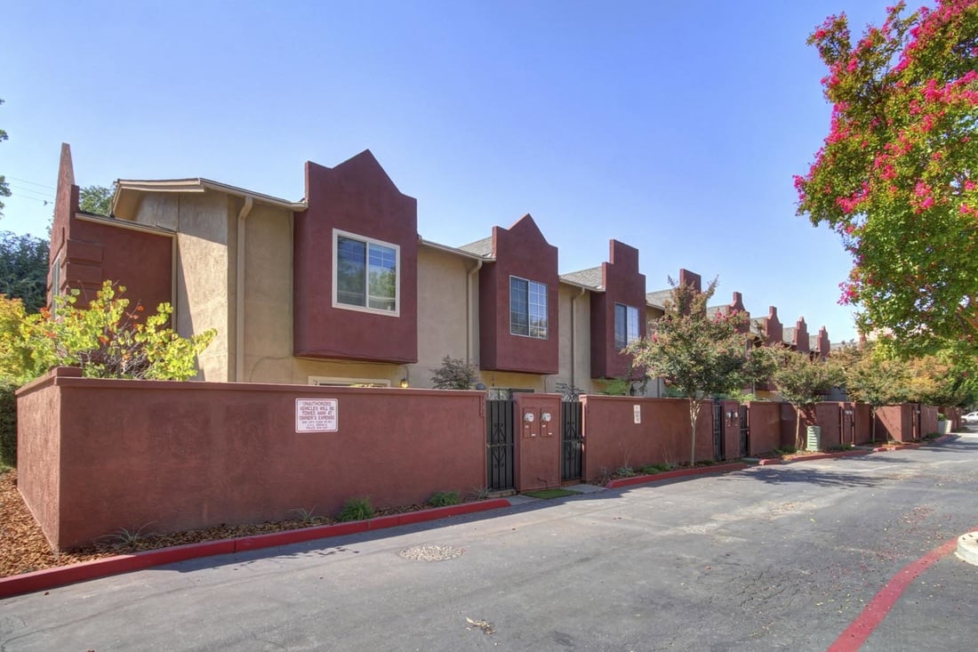 Beautiful condo just listed in Downtown Sacramento: 972 Q Street