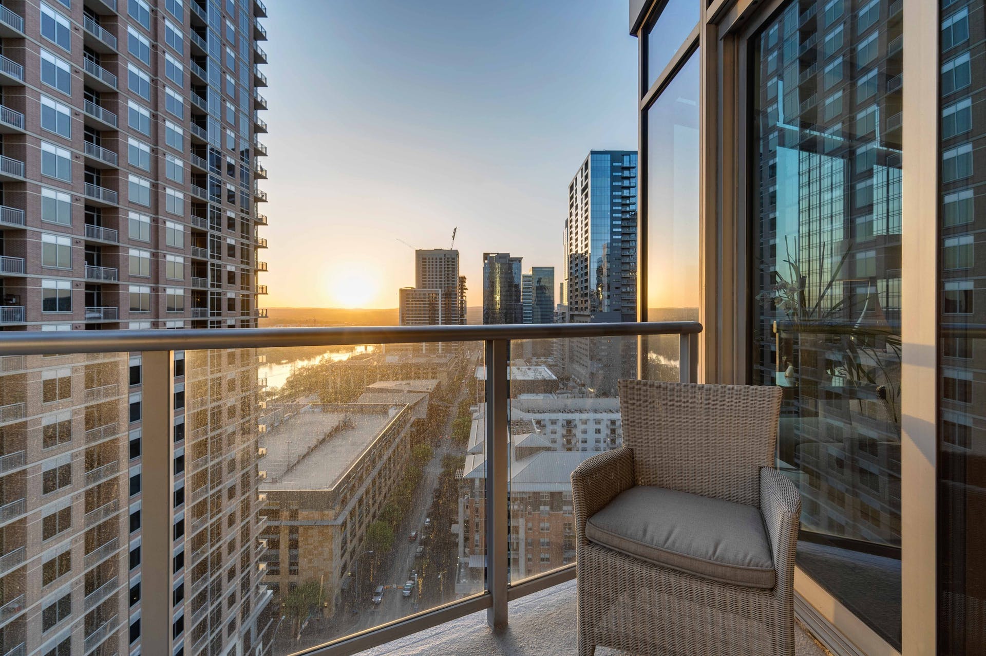 200 Congress Avenue #19AC