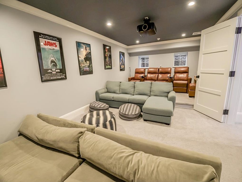 2 Pierce Ln