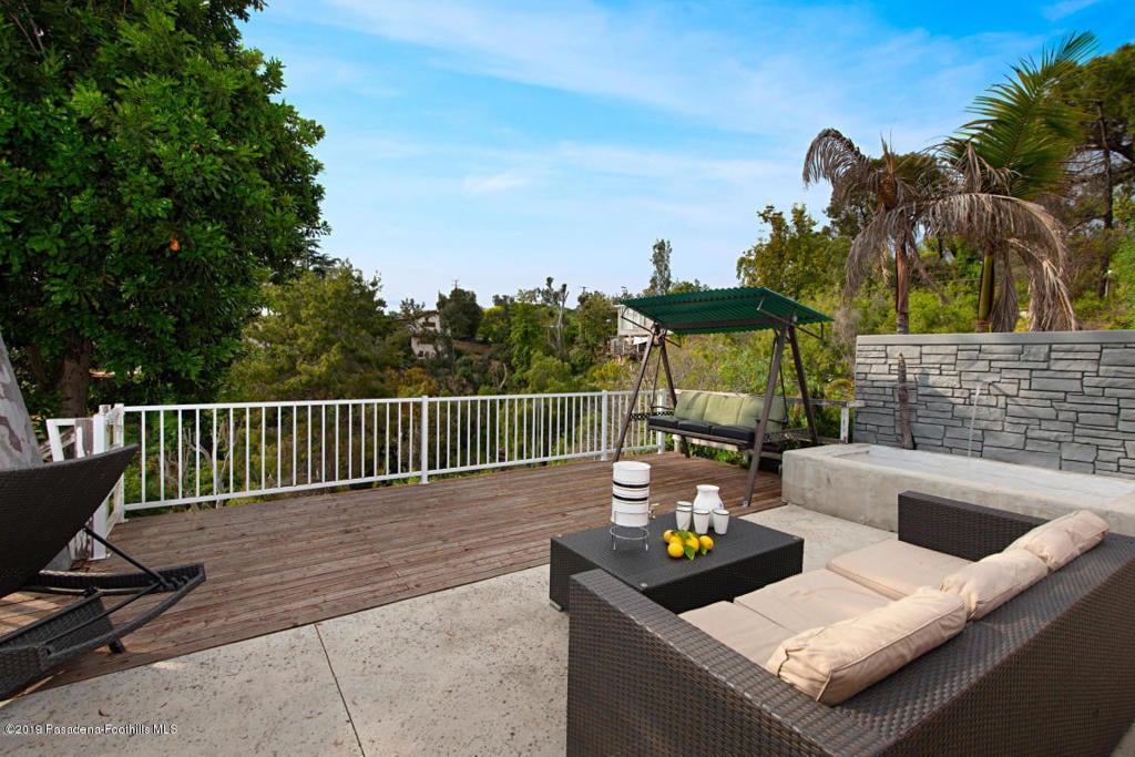 530 Vista Del Llano Dr