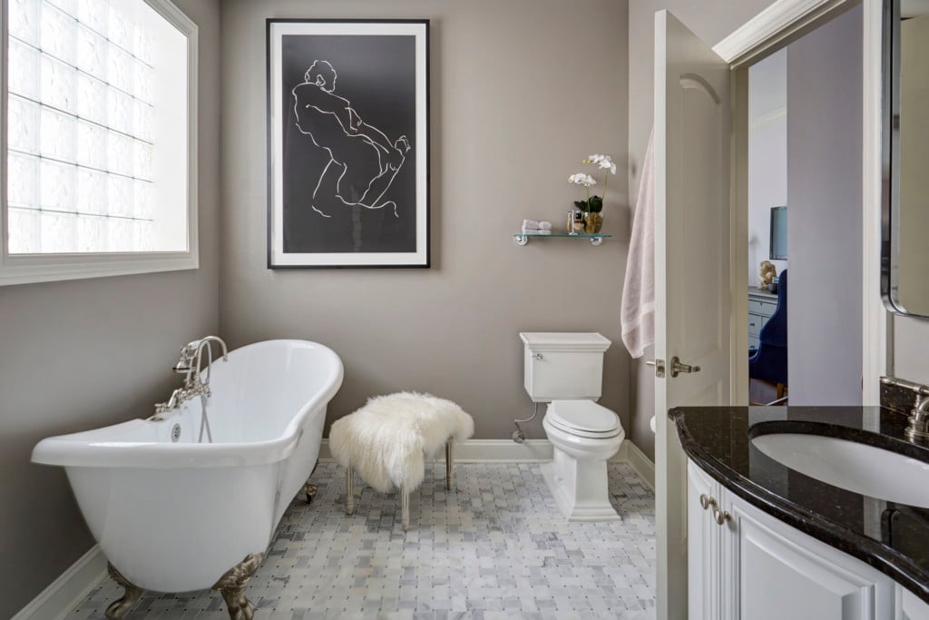  Featured Listing | 2047 W Erie | $1,099,900