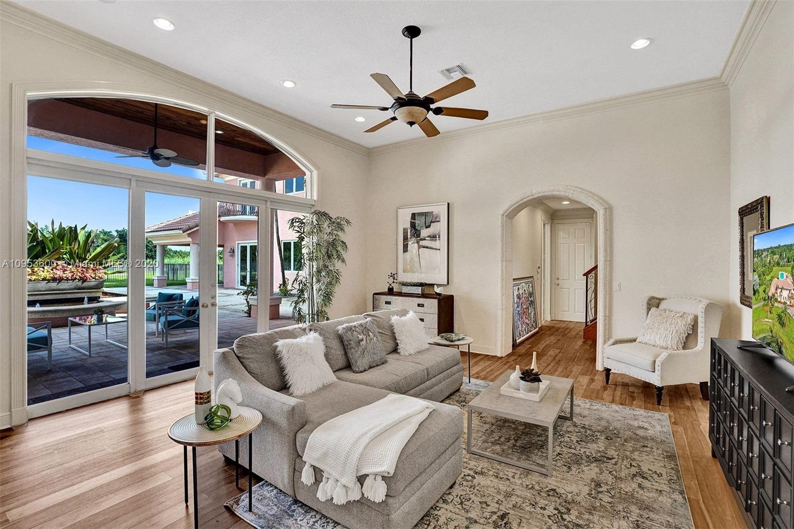 5100 SW 70th Ave