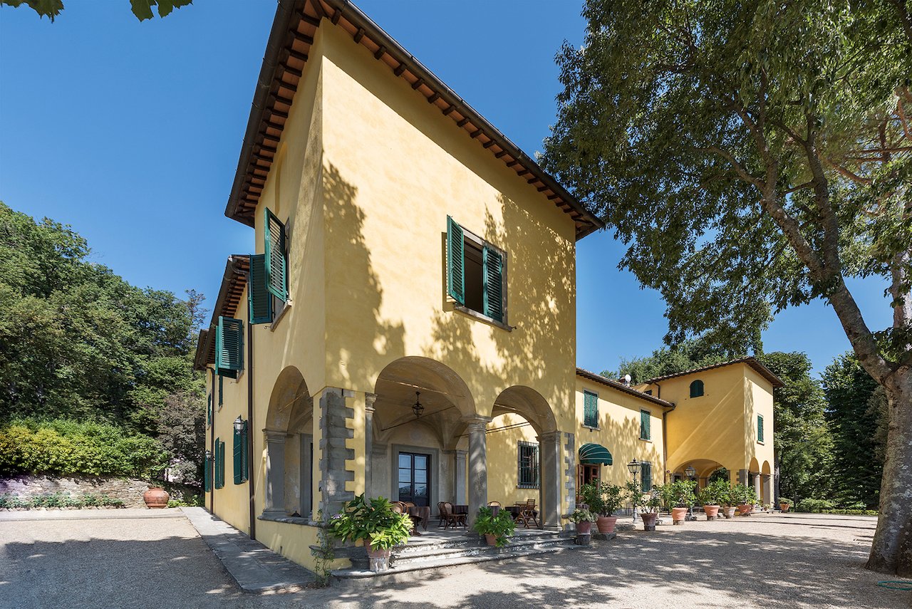 Historic Estate Boutique Hotel Just Outside Florence