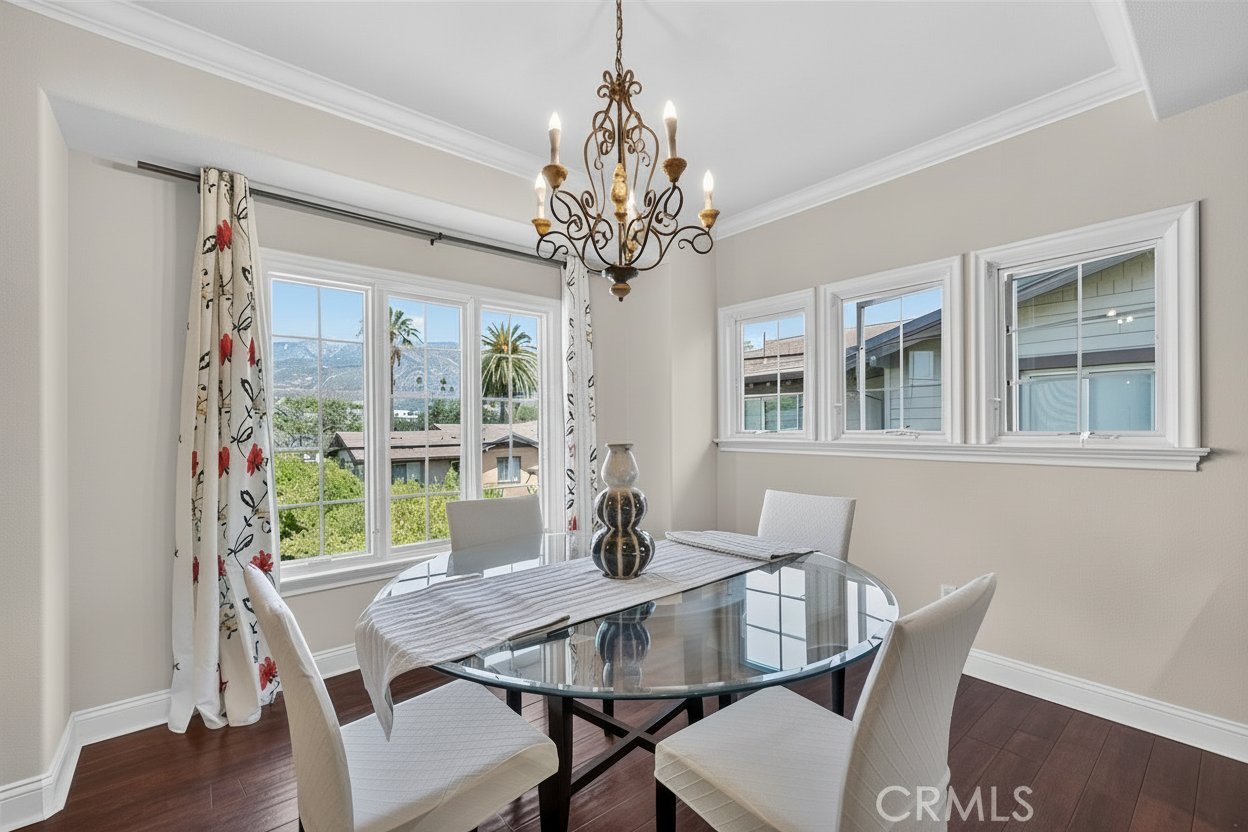 2454 Oswego #301