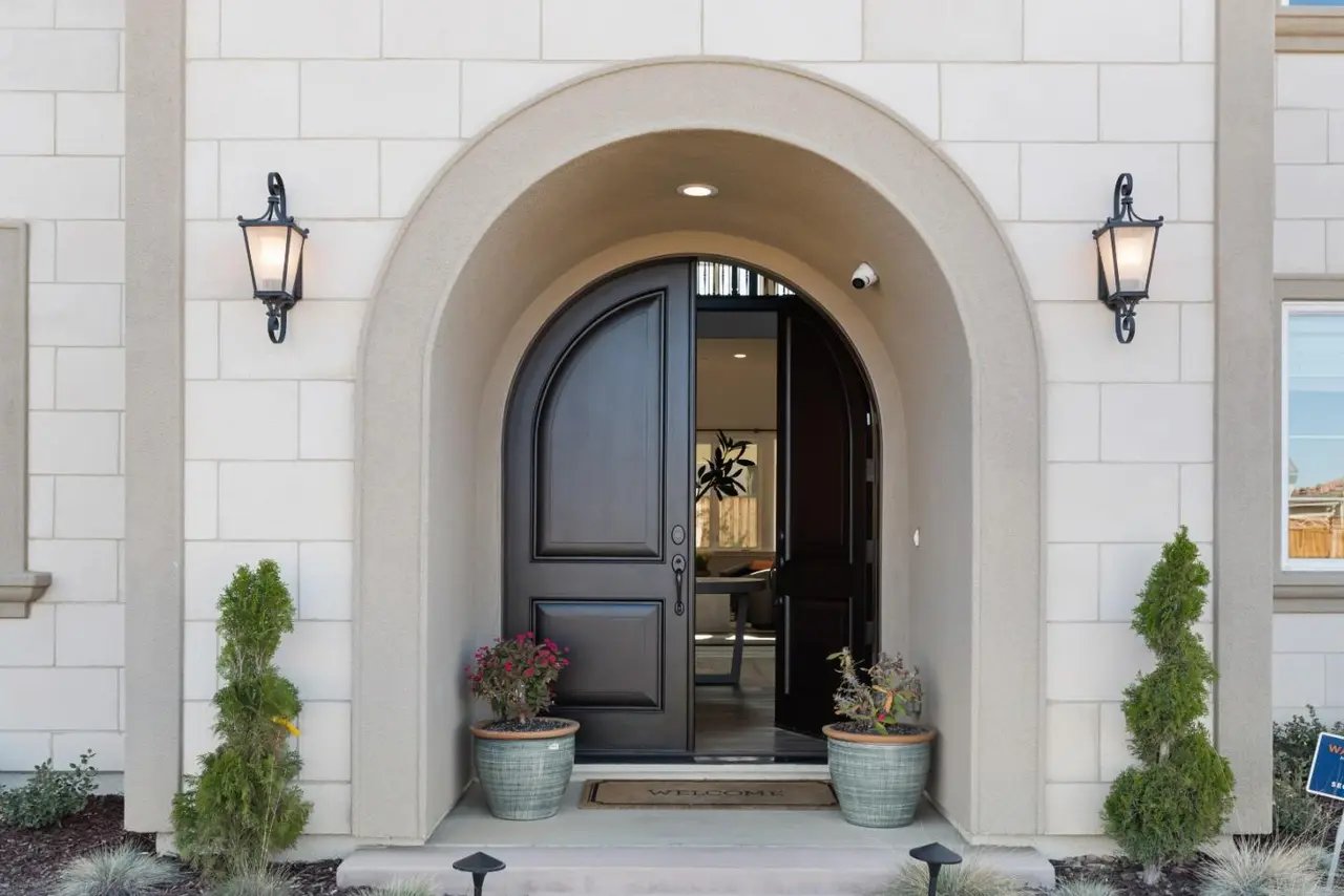 18600 Corte Arcangel