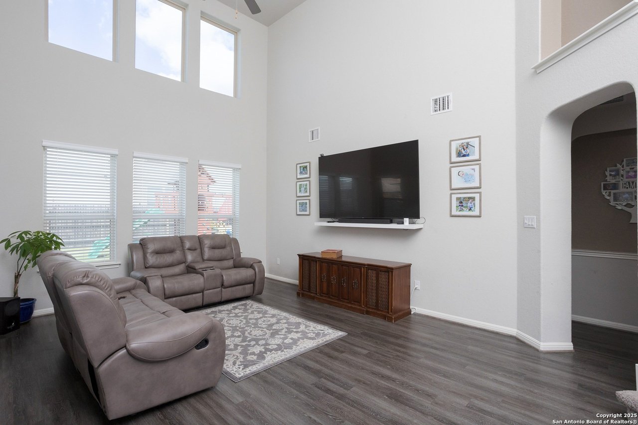 8023 Mahala Bluff