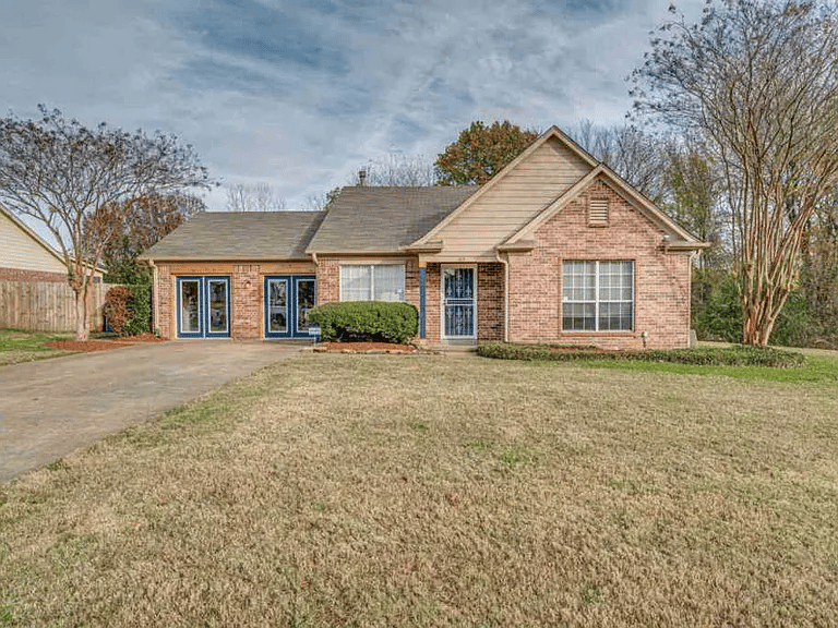 165 Pine Wood Dr