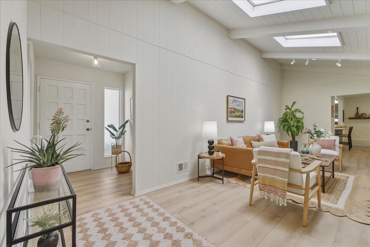 674 Chalk Hill Road, Solvang, Ca 93463