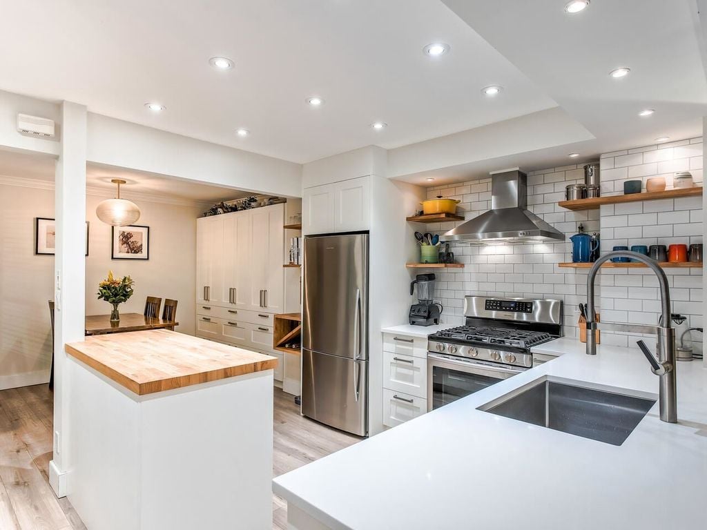 1910 Cedar Village Cres, #49