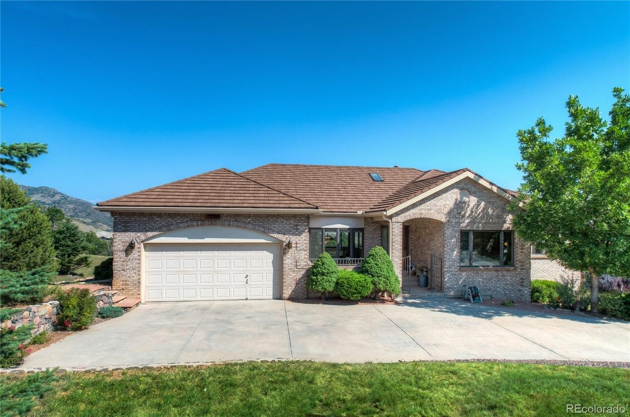 7328 Hawks Nest Trl