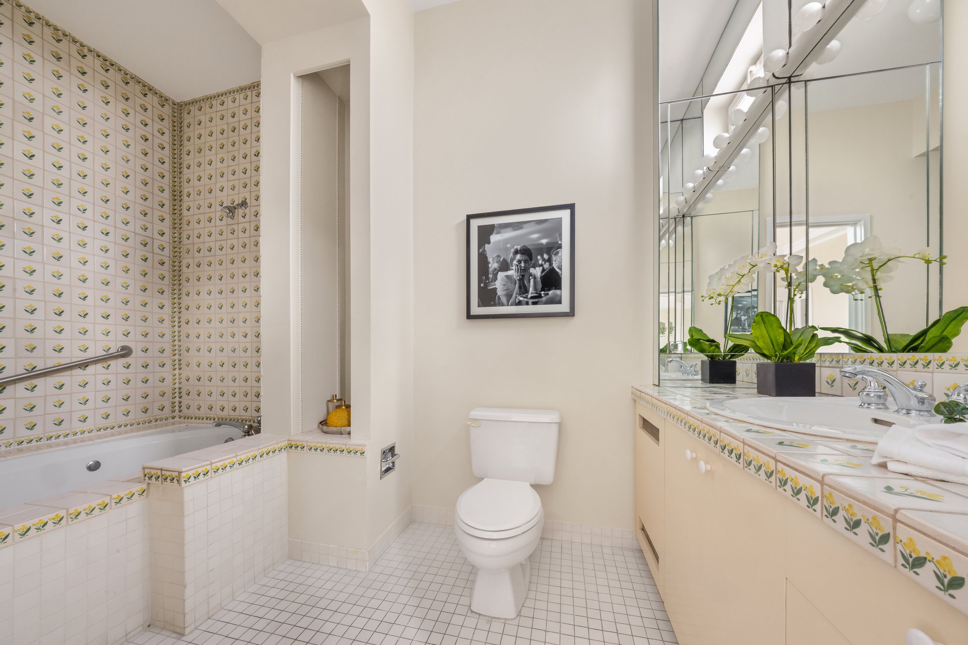 1120 Fifth Avenue, PHB