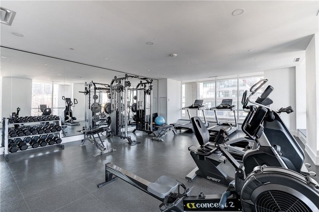 2060 Lakeshore Road #2101