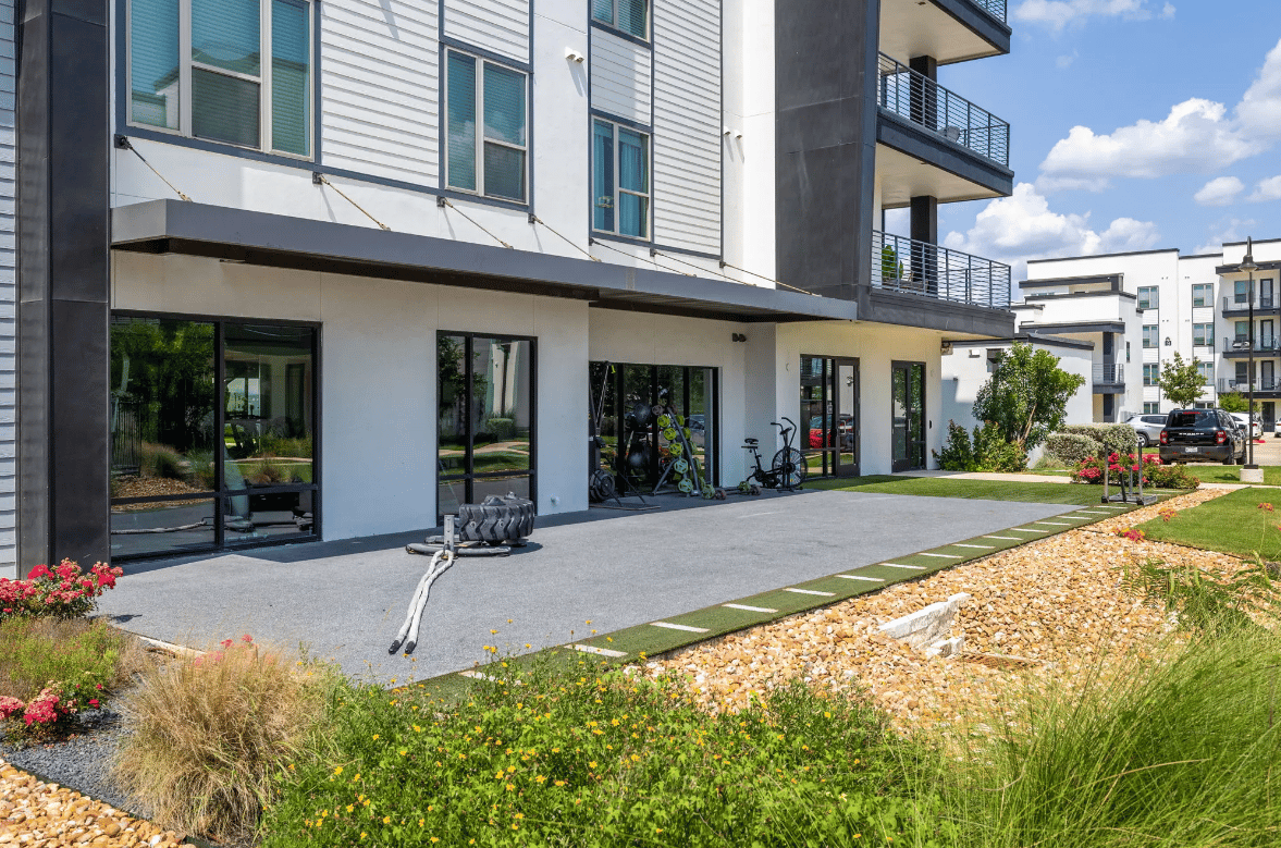 Enjoy up to 8 WEEKS FREE Base Rent! Call now to learn more!