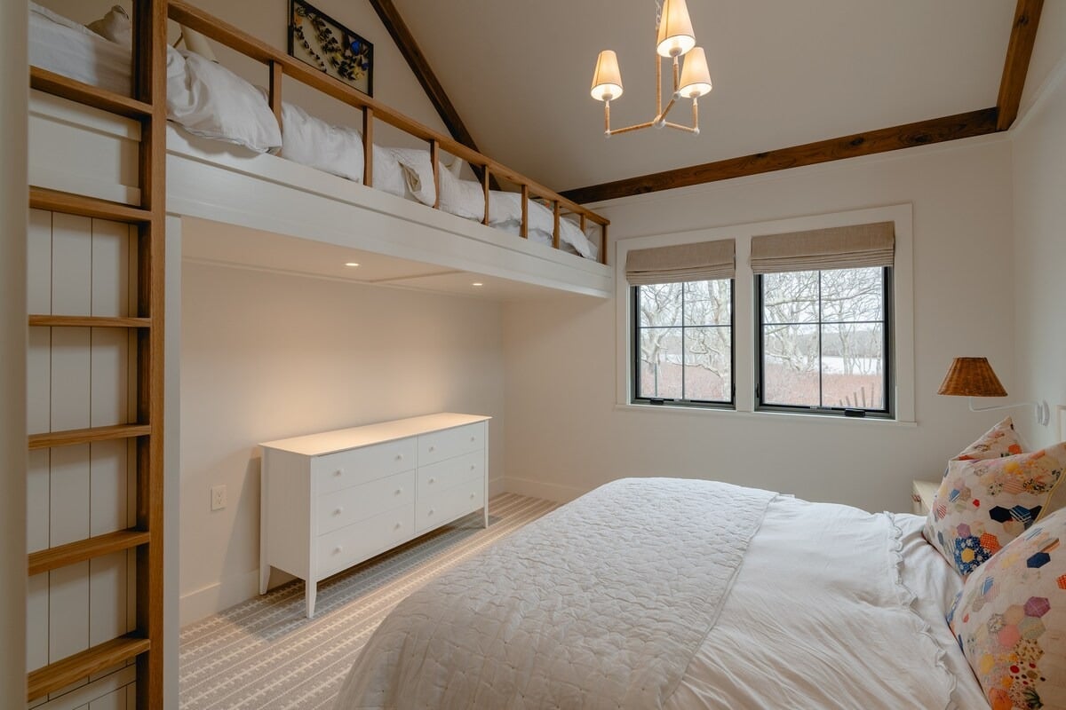 New Waterfront Estate With Pool + Guest House