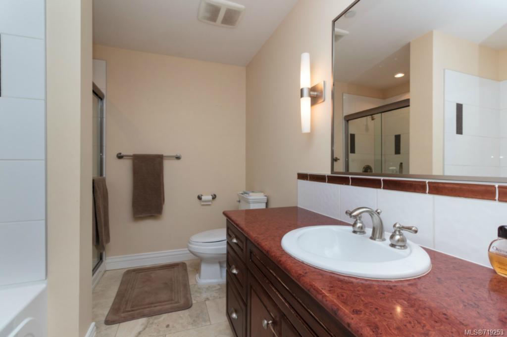 219-1335 Bear Mountain Pkwy, Langford