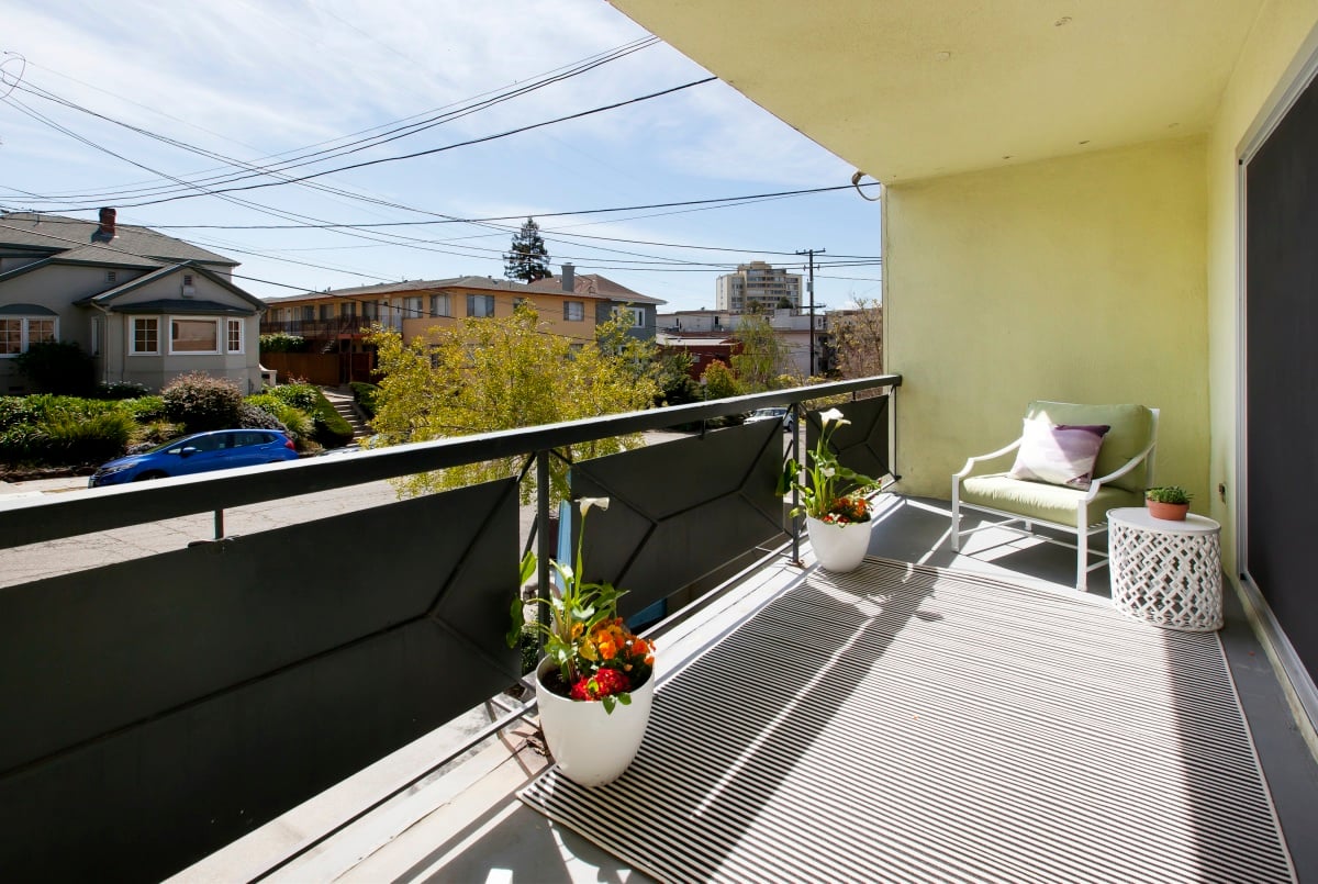 321 Warwick Ave, #102