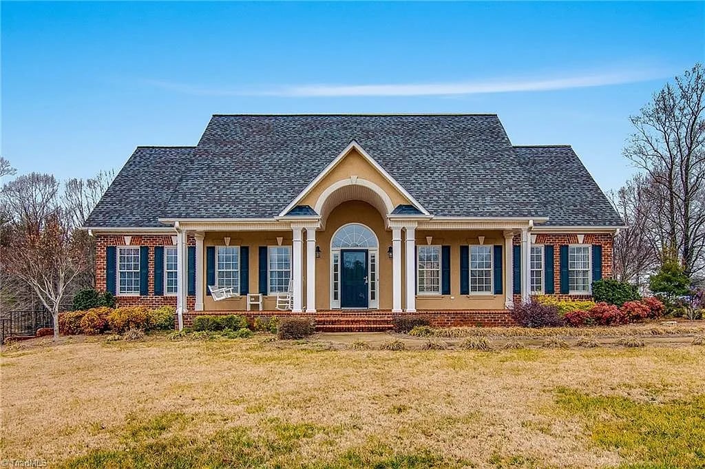 485 Golf Course Rd