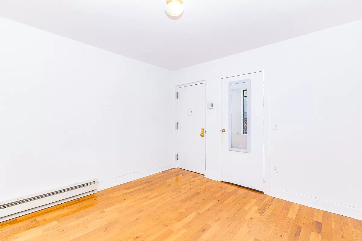 147 Starr Street 2R