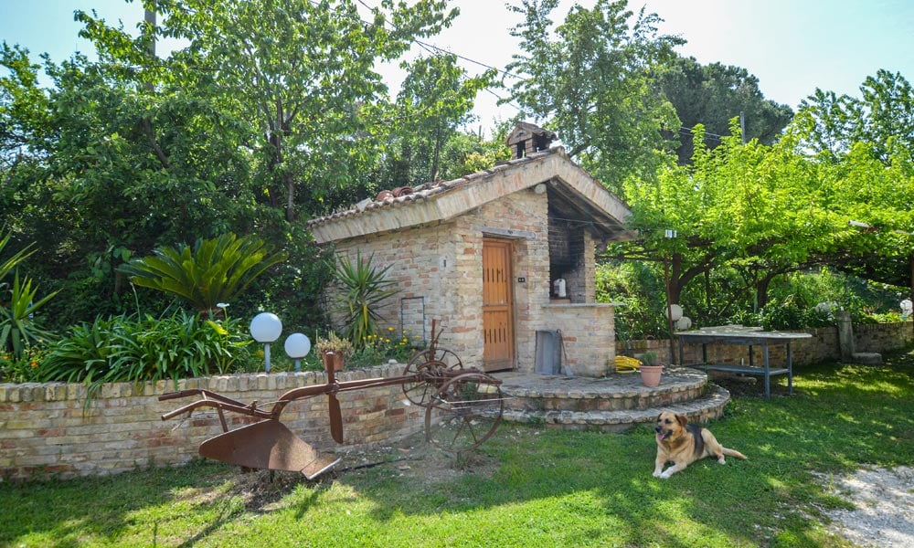 A Timeless Retreat in the Verdant Hills of Montelupone, Le Marche