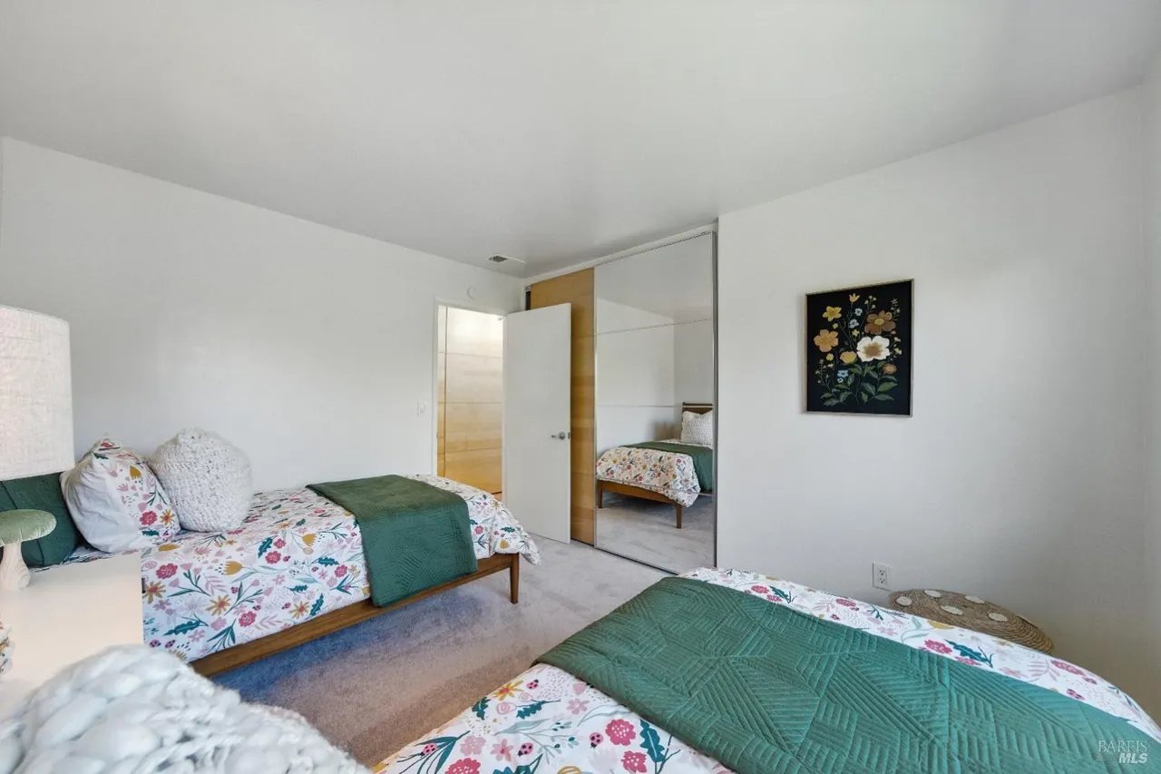 1925 Contra Costa Ave