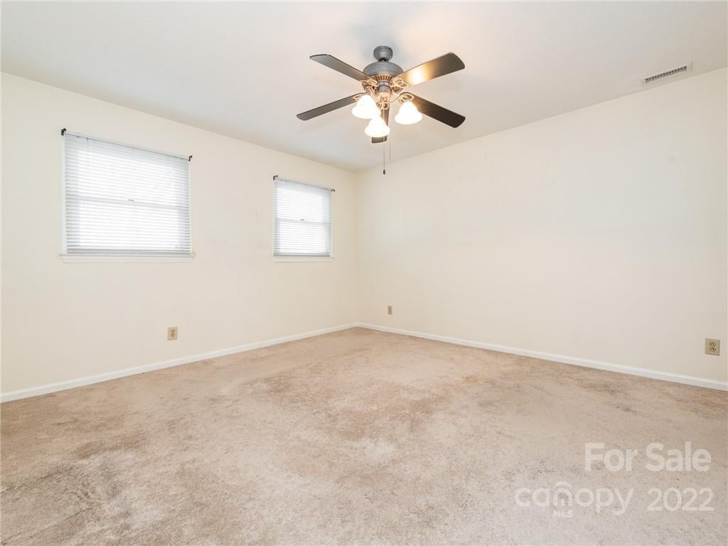 5400 Country Woods Dr