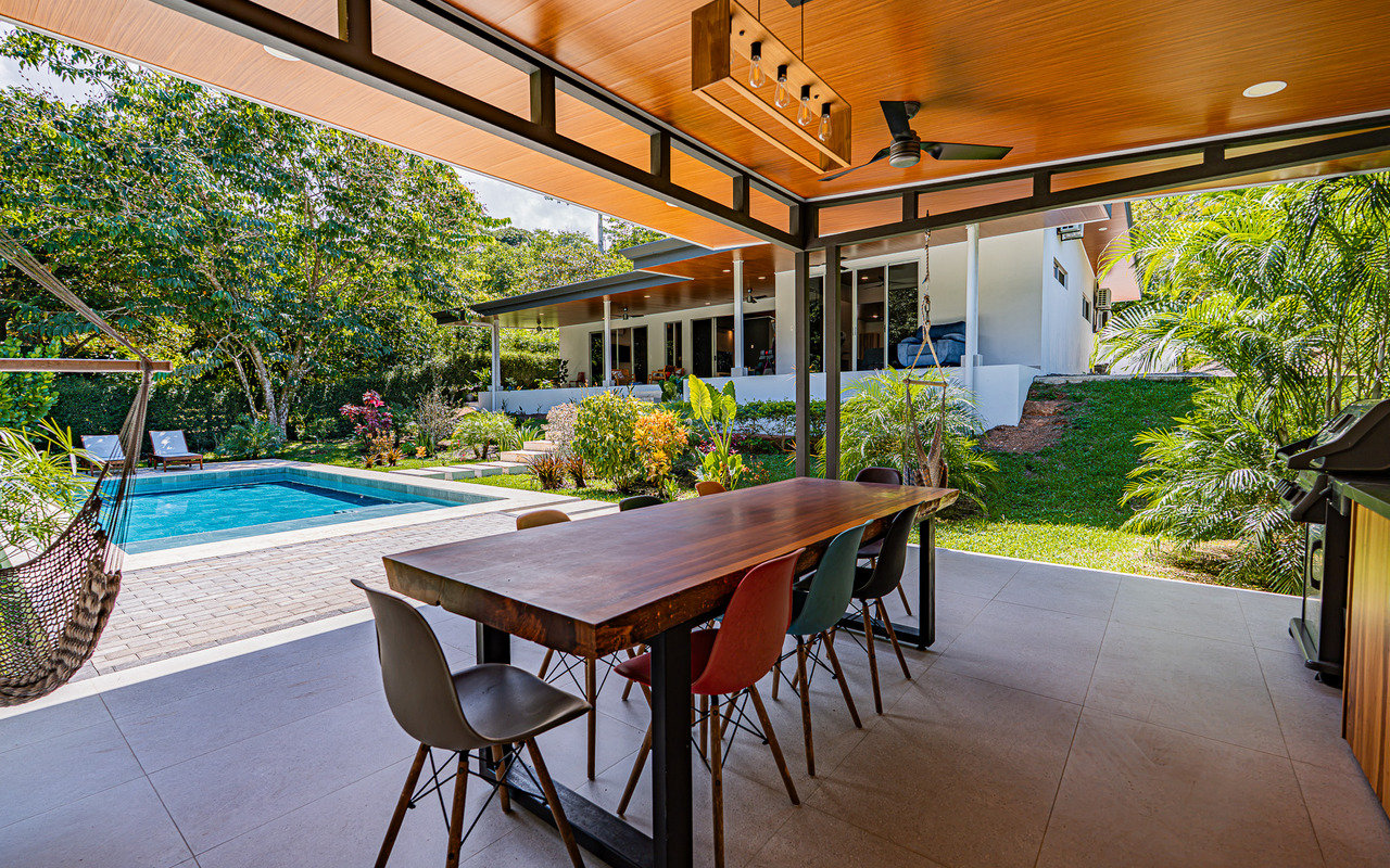 Unique Riverfront Home With Prime Location in Uvita