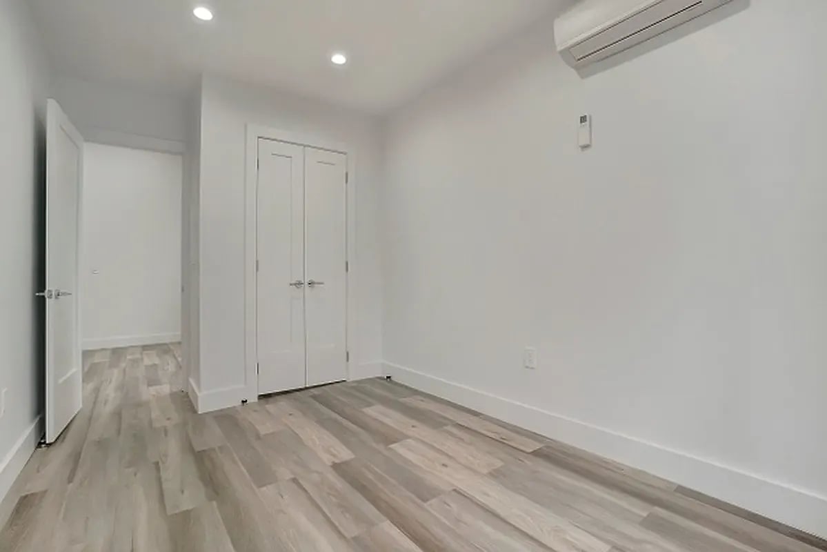 3017 Brighton 12th Street 2R