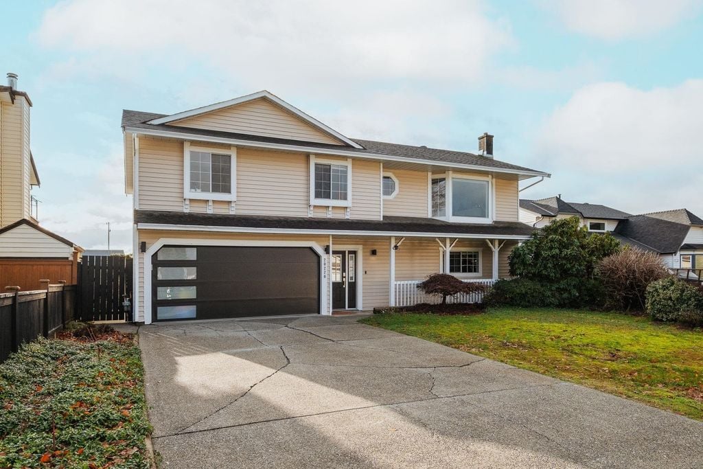 20220 121 Ave