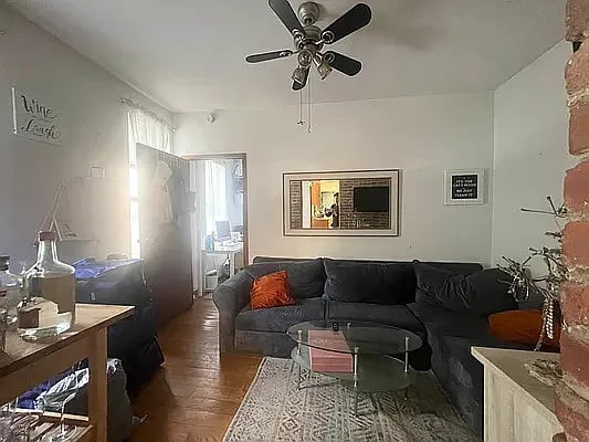 402 East 69th St #10