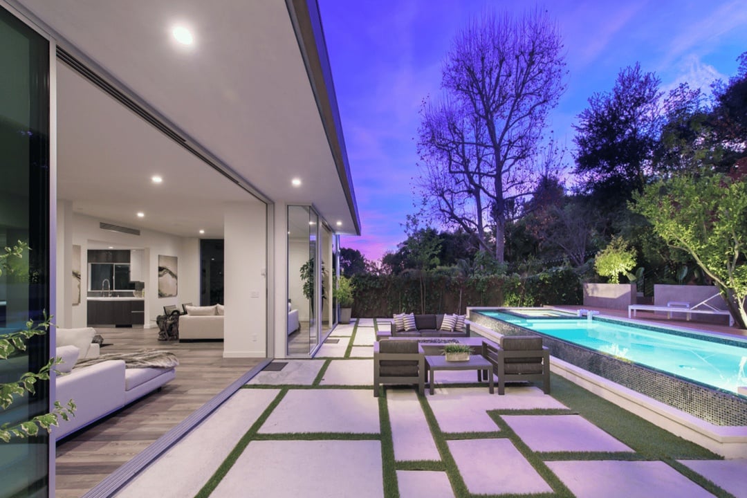 Luxe Summit