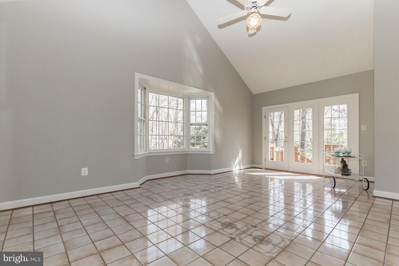 7413 Rocky Ravine Dr