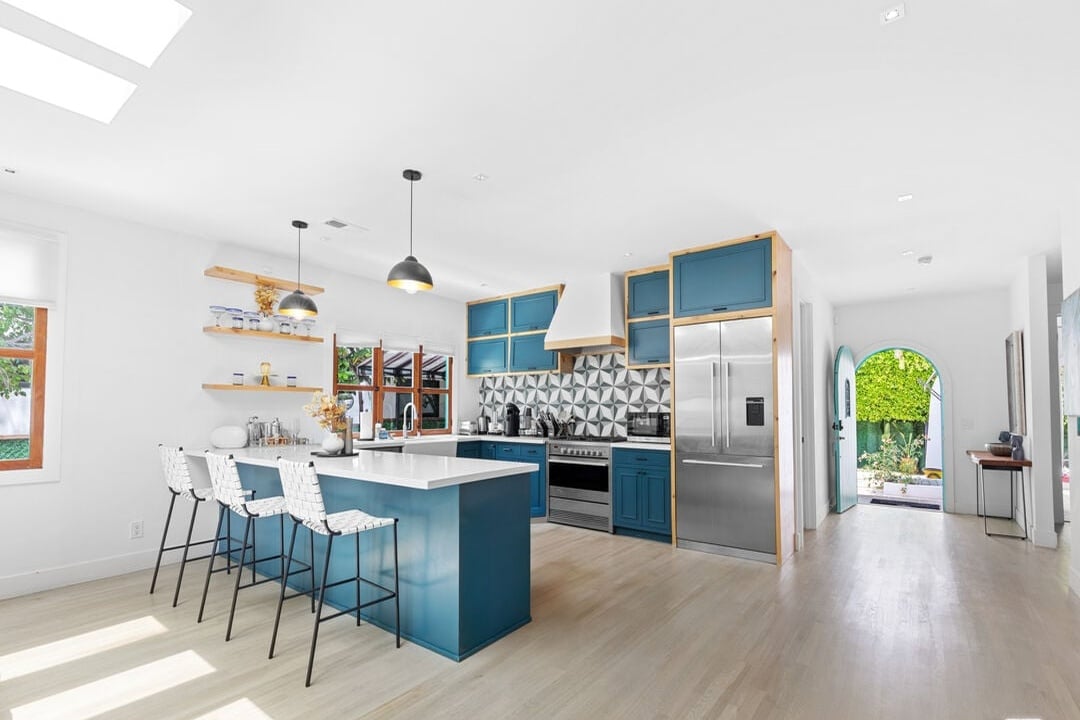 N Crescent Heights Blvd, 90048