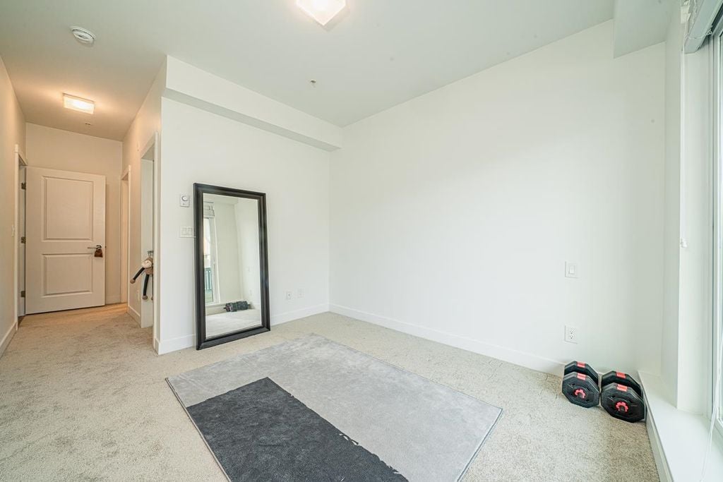 20487 65 Ave, #B202