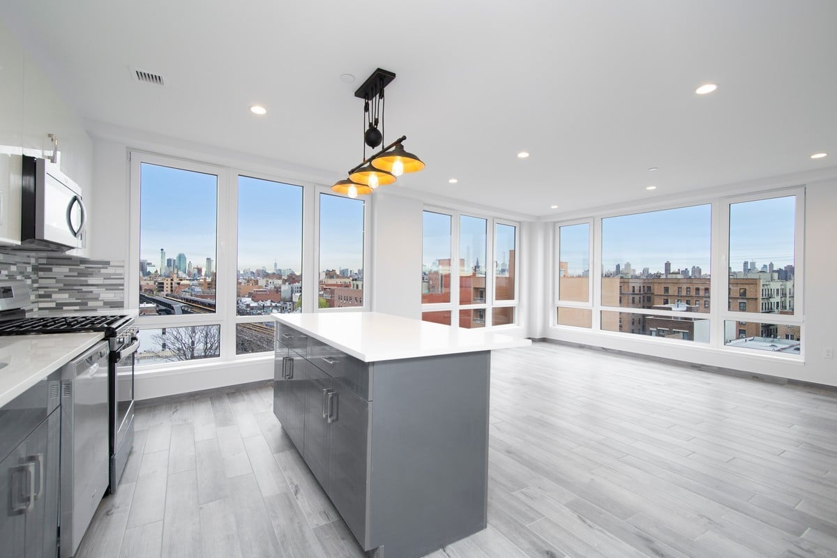 31-9 28th Ave, #6B