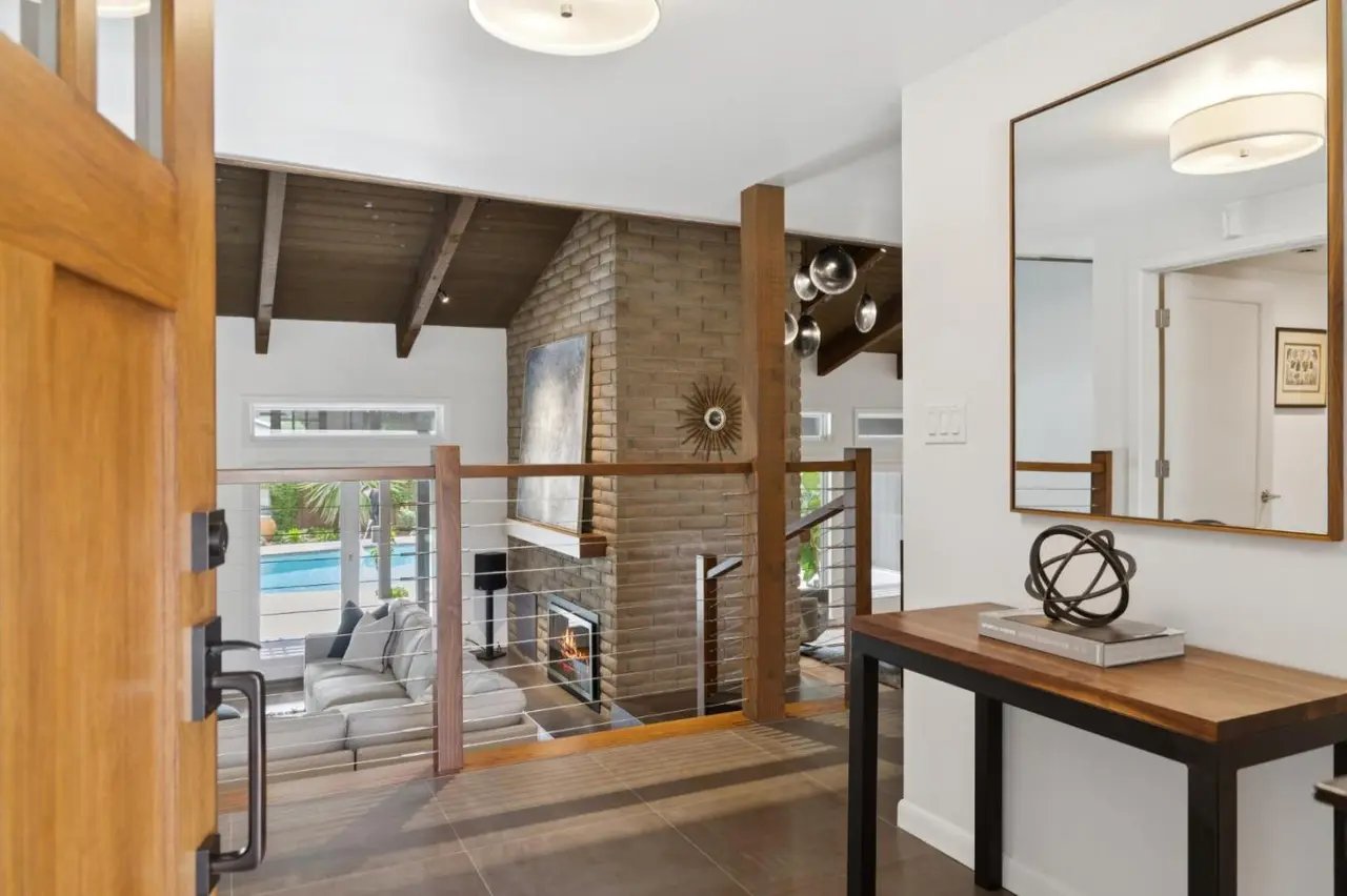 1238 Wooded Hills Dr