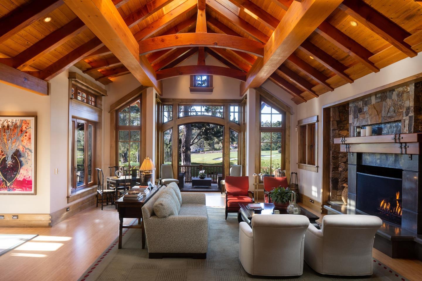 3210 Whitman Lane