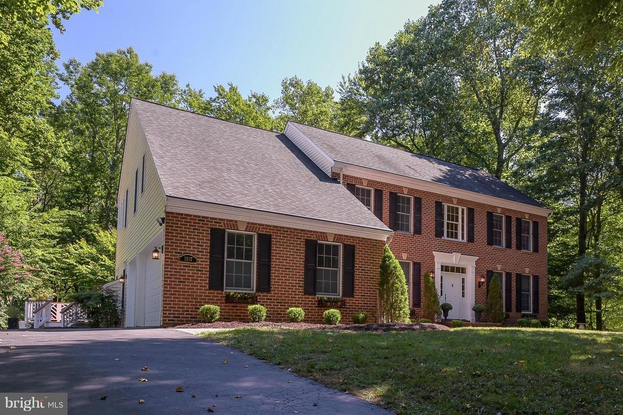 3537 Ashland Dr