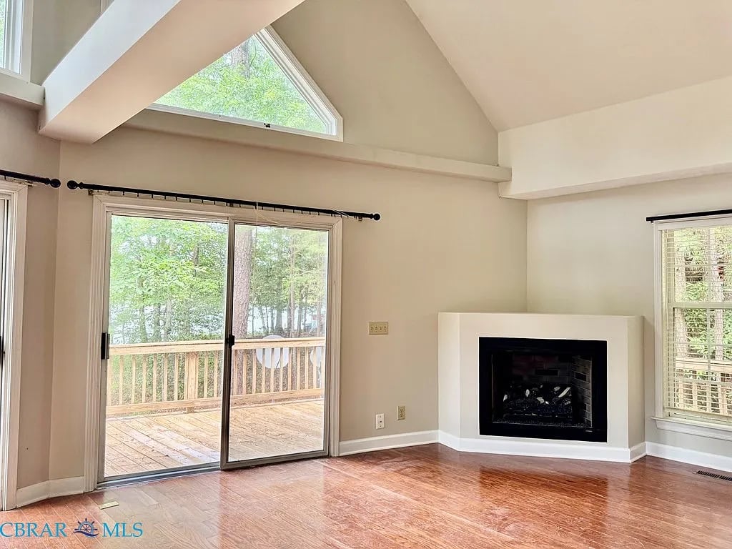105 Emerald Cove Rd