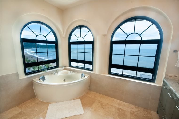Beachfront Casino Resort Penthouse, Jaco, Puntarenas