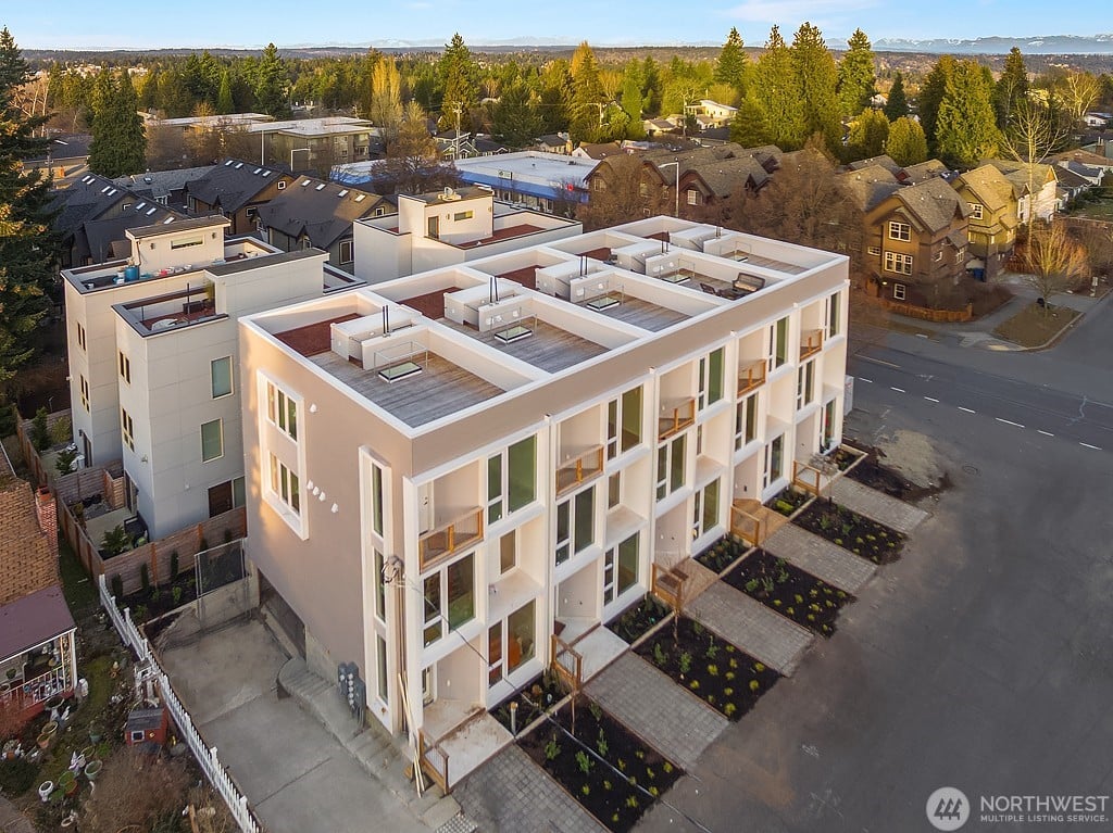 860 NE 96th Street