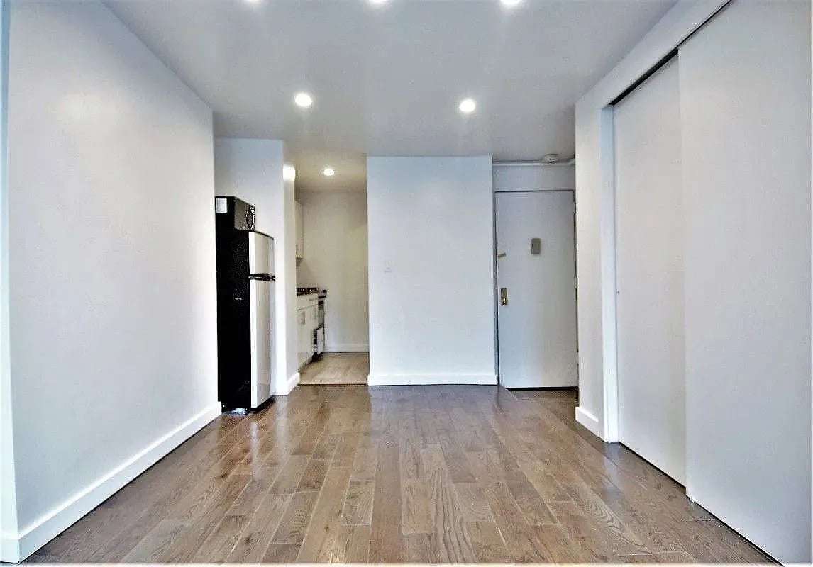 534 East 14th Street #13