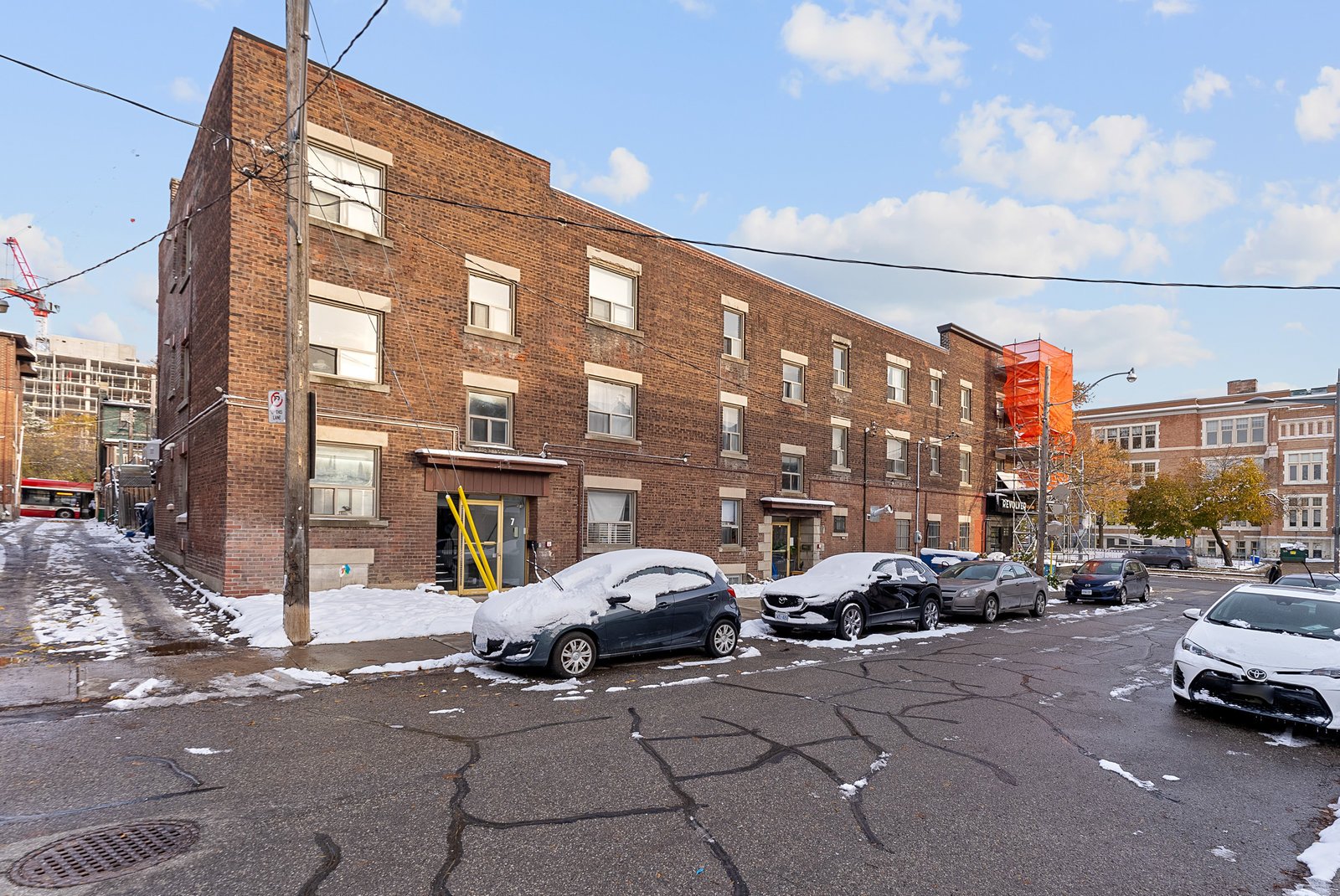 5 Crang Avenue Unit: 2