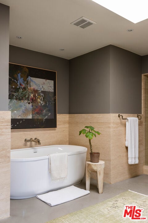 Crownfall Reserve, Edwin Dr, 90046